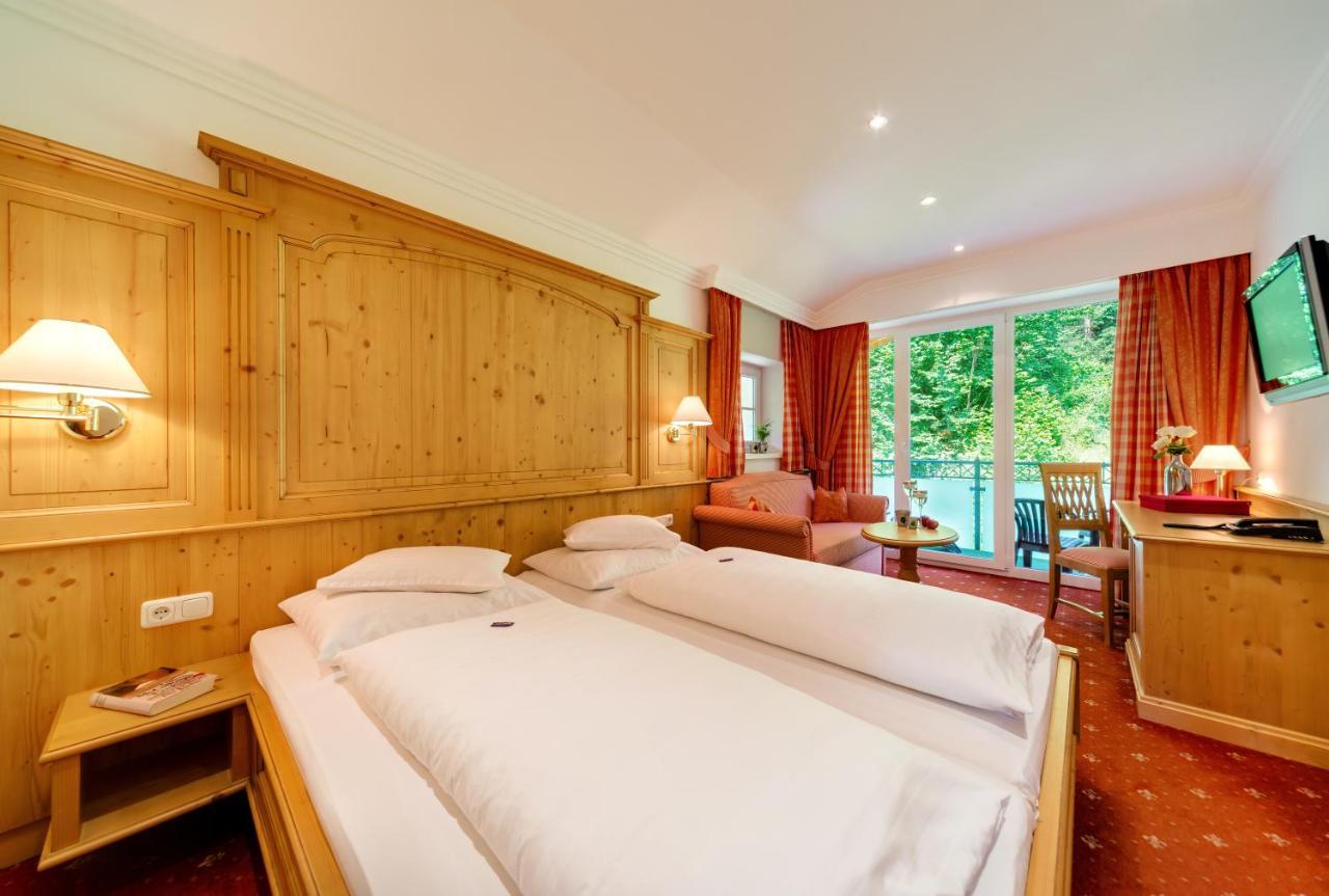 Hotel Fischerwirt Natur Waldspa Faistenau Exterior foto